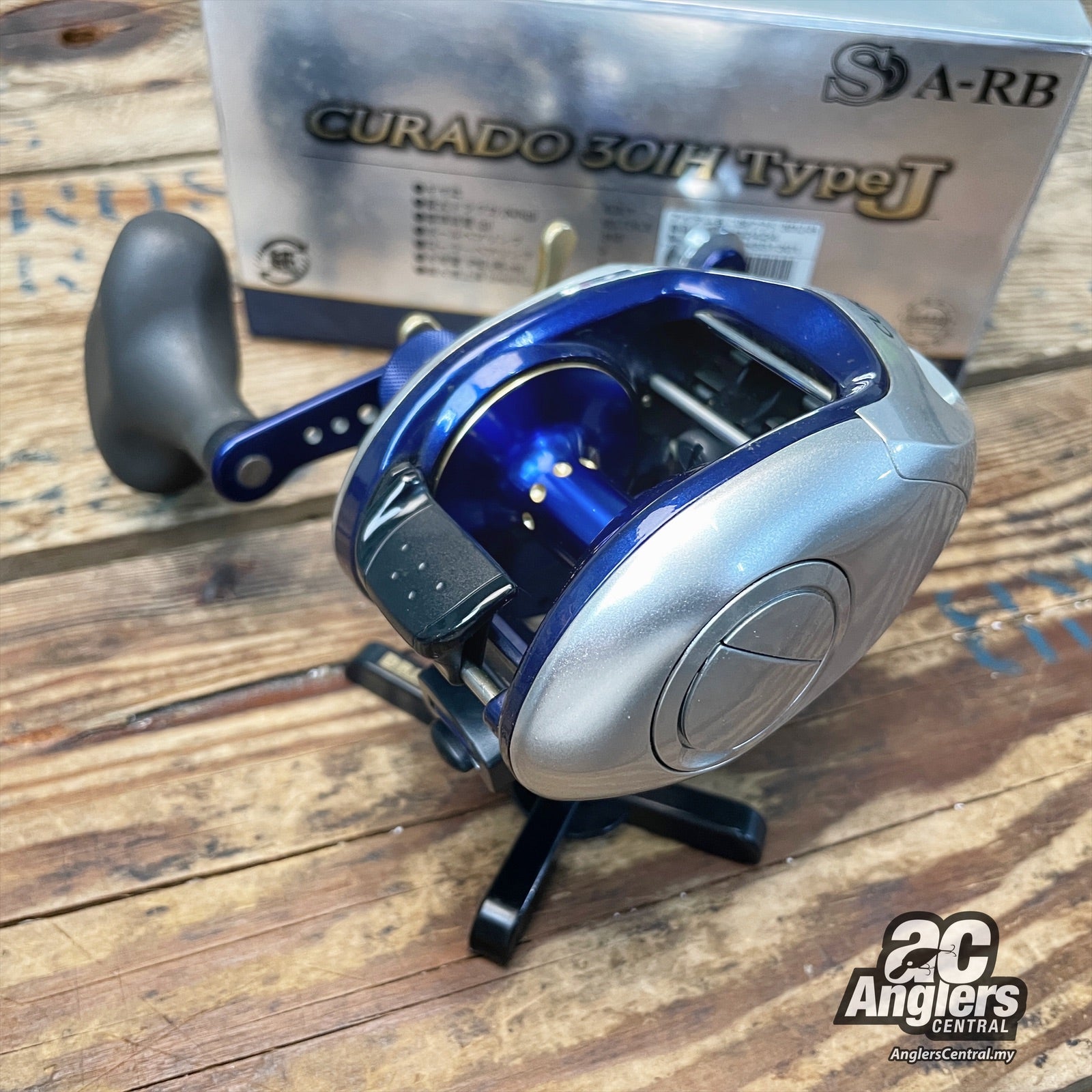 2009 Curado 301H Type J (USED, 9.5/10) – Anglers Central
